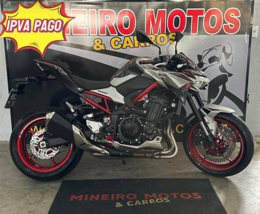 KAWASAKI Z900 